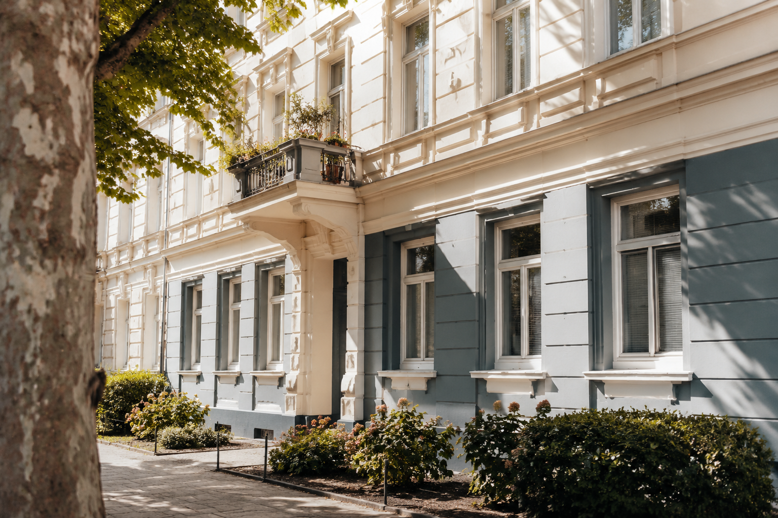 Editorialmotiv zum Thema Mehrfamilienhaus in Krefeld verkaufen